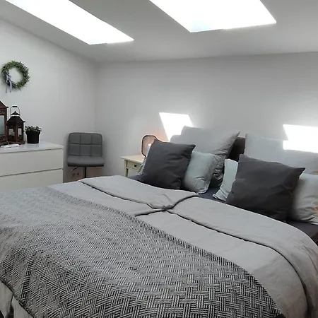 Am By Interhome